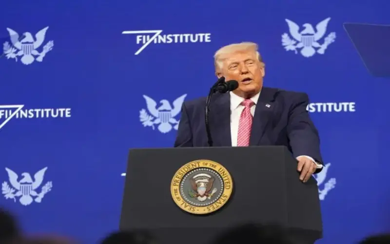 ترمب: محمد بن سلمان شخص عظيم وصديق رائع وقائد يحمي بلاده بلا تردد – أخبار السعودية